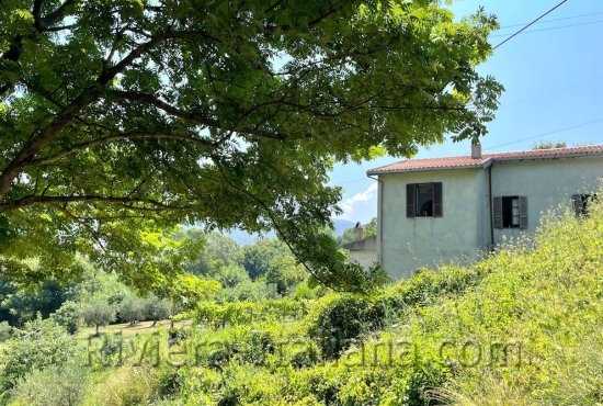 Maison à la campagne à Tremoli