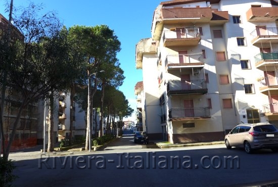 Appartement mansardé complètement rénové à Scalea