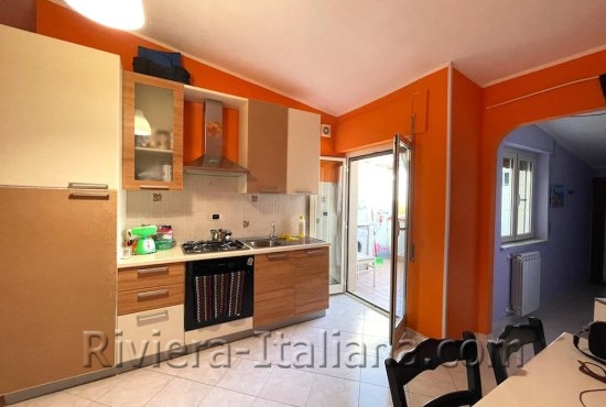 Attic apartment fully renovated in Scalea 