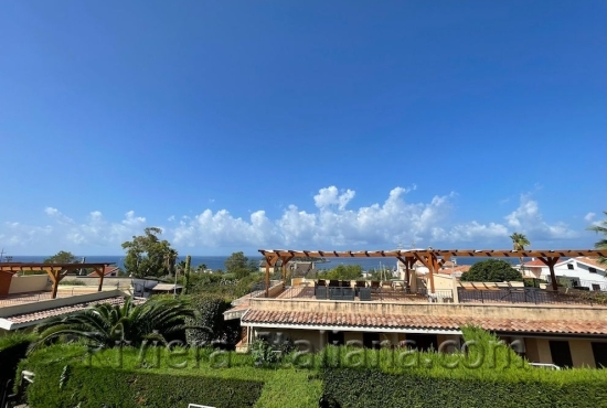 Maison jumelée avec vue mer à Cirella